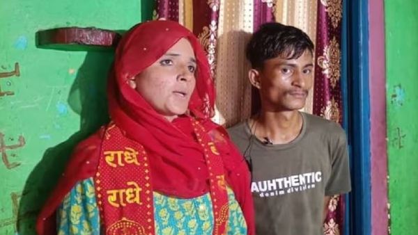 Seema Haider के मंदिर का वीडियो हुआ वायरल, लोगों ने लगाई क्लास, बोले- 'झूठी नाटकबाज औरत'