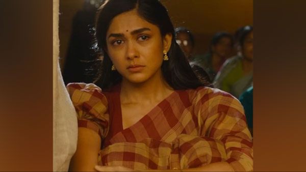 Mrunal Thakur का वायरल हुआ पुराना वीडियो, सिसकते हुए कहा था- 'उनकी गलती नहीं है वो तो...'