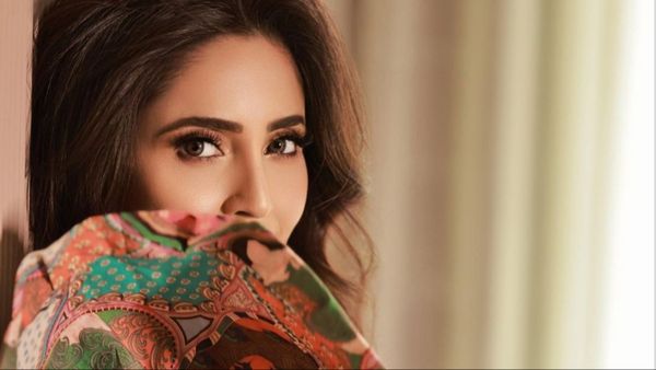 पहले पति को दिया तलाक, फिर को-एक्टर के प्यार में पड़ी, वैलेंटाइन डे वाले दिन ही ले लिए सात फेरे