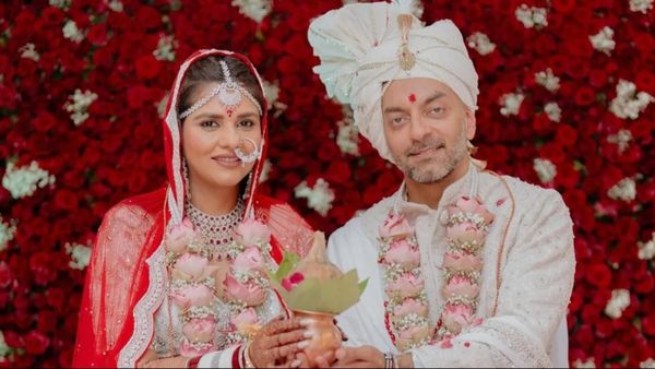 तलाक की खबरों के बीच Dalljiet Kaur ने अपने पति को कर दिया अनफॉलो, Nikhil Patel ने भी किया ये काम