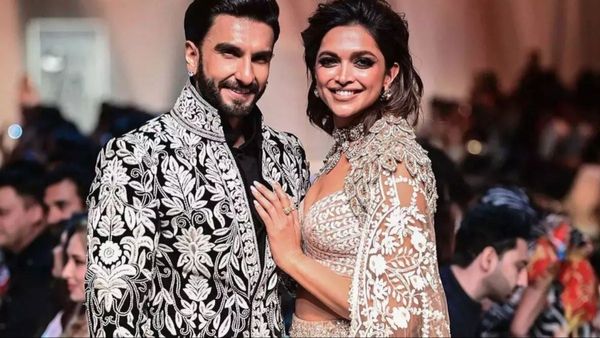 ये क्या Deepika Padukone हैं प्रेग्नेंट? इस महीने देंगी अपने पहले बच्चे को जन्म!
