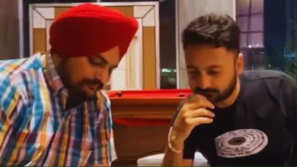 Sidhu Moosewala का दोस्त रेस्तरा में मजे से खा रहा था खाना, तभी सिंगर पर ताबड़तोड़ बरसा दी गईं गोलियां और...