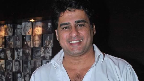 अयूब खान की खूबसूरत बेटियों को देख फैंस भी हुए हैरान, बोले- बनेंगी बॉलीवुड की अगली माधुरी-श्रीदेवी