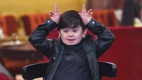 3 फुट के बिग बॉस कंटेस्टेंट अब्दु रोजिक की नेट वर्थ जान उड़ जाएंगे होश, पहनते हैं सोने का जूता