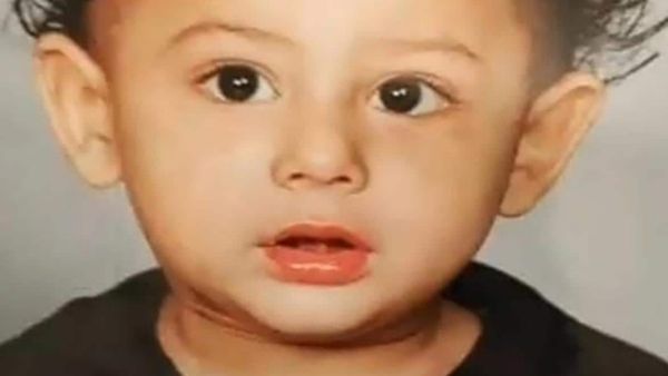 डॉक्टर बनाना चाहती थी मां पर बेटा बना यूट्यूबर, करोड़ों में होती है कमाई, पहचाना कौन?