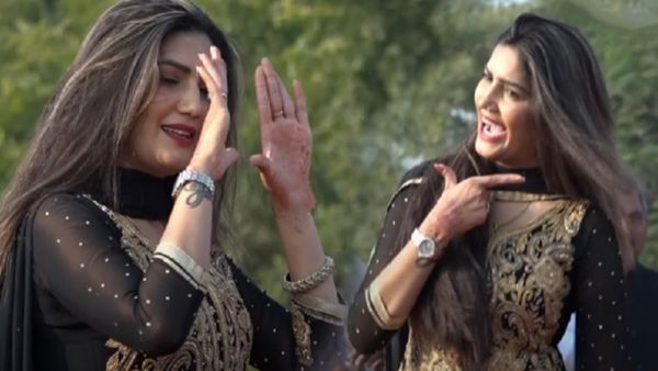 Haryanvi Dance Video: सपना चौधरी संग ताऊ ने लगाए ज़ोरदार ठुमके, स्टेज पर मची सनसनी