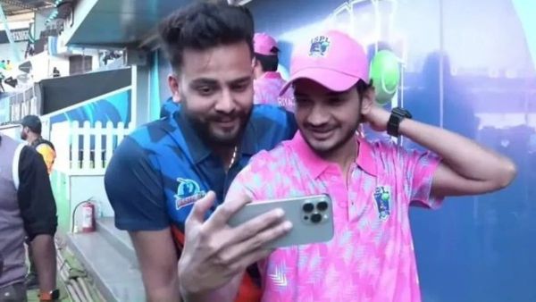 साथ में स्पॉट हुए एल्विश यादव और मुनव्वर फारुकी, लोग बोले- 'अगर कोई बेवकूफ है तो वो पब्लिक है'