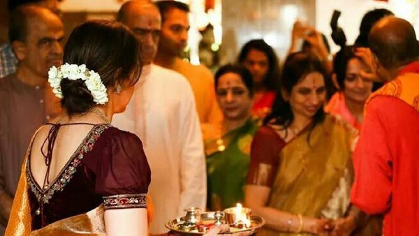 चाकू लेकर इस हसीना के घर में घुस गया था पाकिस्तानी फैन, दहशत में हो गई पिता की मौत, आज भी दुखी...