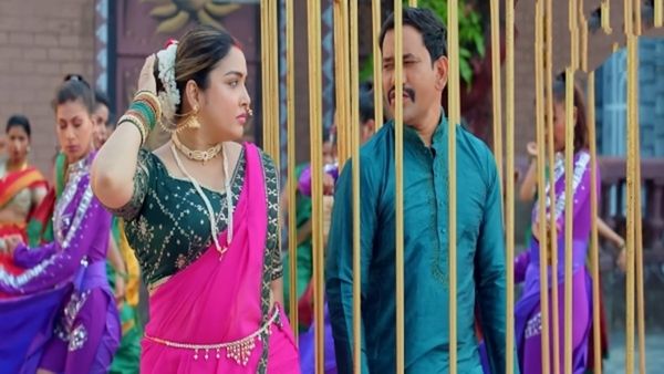 Bhojpuri Video: आम्रपाली दुबे की पतली कमर पर फिदा हुए दिनेश लाल यादव, लगाए ज़ोरदार ठुमके और फिर...