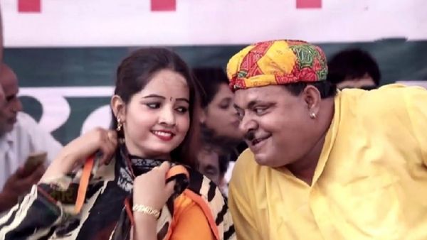 Haryanvi Dance Video: सुनीता बेबी का ज़ोरदार डांस देख ताऊ का भी फिसला मन, कर डाली ऐसी हरकत