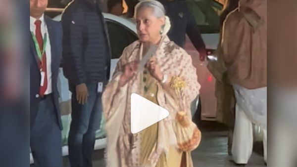 जया बच्चन ने अंबानी के घर में पैपराजी के साथ कर दिया कुछ ऐसा, लोग बोले- आज इनको क्या हुआ..