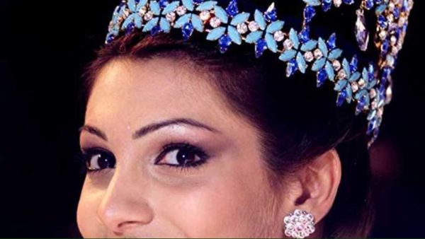 मिस वर्ल्ड का खिताब जीतने वाली इस हसीना को खूब पीटता था पति, फिल्मों में भी मिला फ्लॉप एक्ट्रेस का टैग और अब..