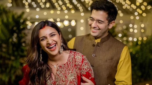 तो क्या वाकई Parineeti Chopra हैं प्रेग्नेंट, करीबी सूत्र ने कर दिया ये बड़ा खुलासा