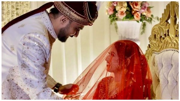 निकाह के बाद बेशर्म हुए आदिल, सुहागरात पर खोला कैमरा- बीवी ने दिखाया निकाह के बाद पहले चुम्मा और..