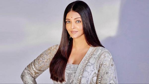 जब एक किस की वजह से Aishwarya Rai को मिलने लगे थे लीगल नोटिस, लोगों ने लगाए थे ऐसे-ऐसे आरोप