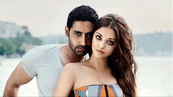 जब Aishwarya Rai स्टेज पर ही हो गई थीं रोमांटिक, फराह ने अभिषेक से पूछा- 'तुझे घर पर तो मिलता है ना?'