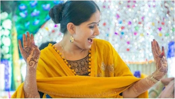 Jaya Kishori Video: जया किशोरी का डांस वीडियो हुआ वायरल, बॉलीवुड स्टार्स के सामने ऐसी नाची कि...