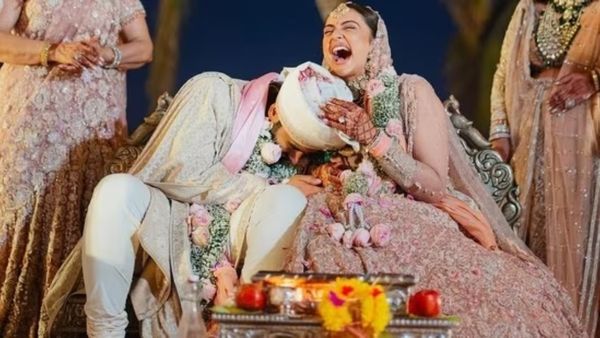 शादी के महीने भर बाद हसीना का हैरान करने वाला खुलासा, बोलीं- अब हमारे बीच नहीं होता वो सब...