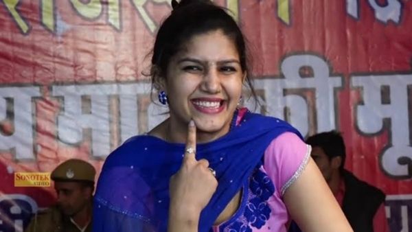 Haryanvi Dance Video: 'आजा मैं तने लाड लड़ाऊं' पर थिरकी सपना चौधरी, पुराना वीडियो हुआ तेजी से वायरल