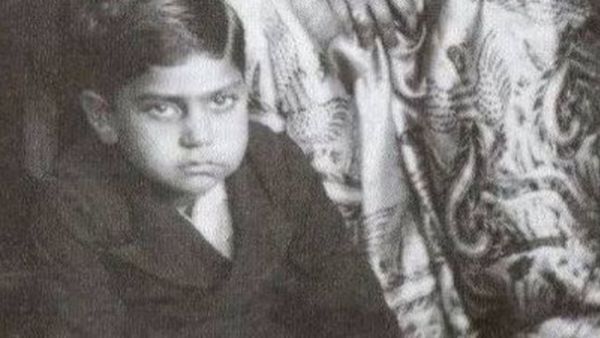 गोविंदा को जड़ा थप्पड़, 20 दिन तक इस एक्टर ने कमरे में खुद को कर लिया था कैद, जानें इस विलेन के अनसुने किस्से