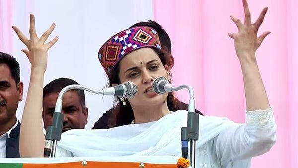 कंगना रनौत ने सुभाष चंद्र बोस को बताया पहला प्रधानमंत्री, लोगों ने उड़ा दी खिल्ली बोले- ये लड़ेगी चुनाव...