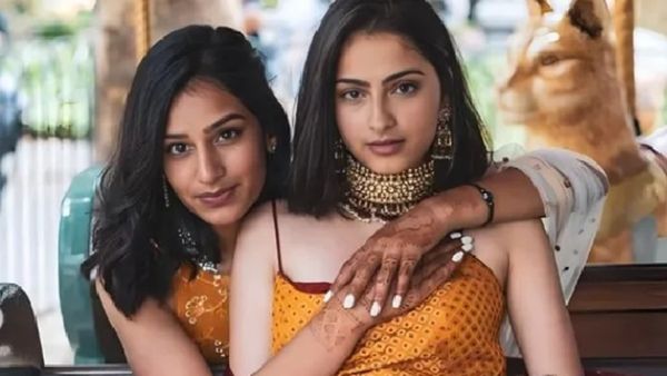 लेस्बियन कपल का रिश्ता टूटे ही मचा बवाल, इंडिया की अंजलि को छोड़ने पर पाकिस्तान की सूफी हुईं ट्रोल