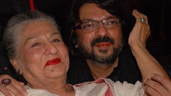 बॉलीवुड का पहला बोल्ड फोटोशूट करने वाली दिलीप कुमार की रिश्ते में लगती थी भाभी, धूल फांक जाएं मलाइका-करीना