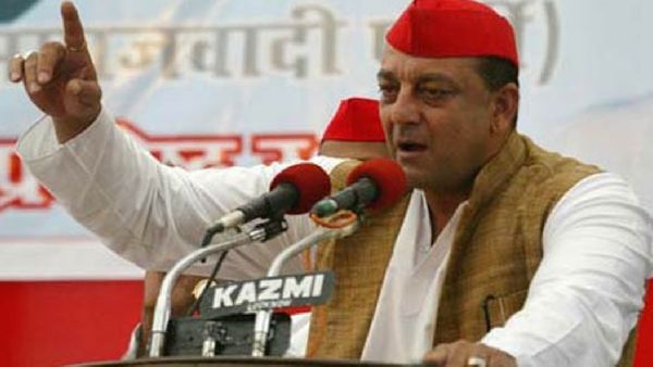 राजनीति में उतरेंगे संजय दत्त? खुद पोस्ट करते हुए बता डाली चौकाने वाली सच्चाई!