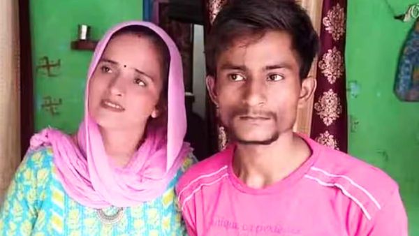 सीमा हैदर के बदले सुर,पति से झगड़कर बच्ची से बोलीं- बताओ मम्मी की हो या पापा की...