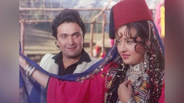 4-4 मर्दों की बनी दुल्हन, दूल्हों की लिस्ट में शामिल हैं 2 बॉलीवुड स्टार, फिर भी तान्हा है पाकिस्तानी एक्ट्रेस