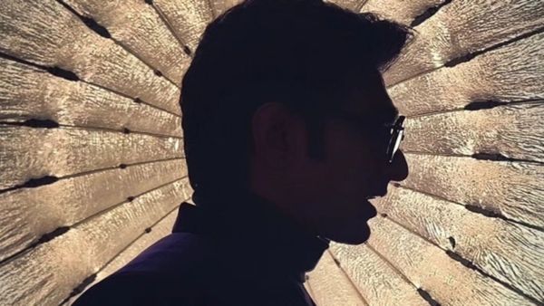 शादी के 15 साल बाद भी इस एक्टर के जीवन में बरकरार है रोमांस, हर किसी को बतलाया प्यार का मतलब