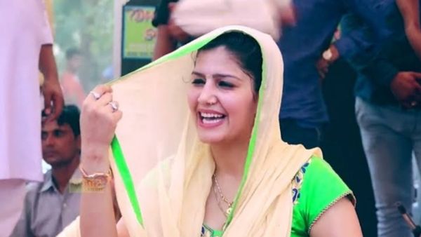 Haryanvi Dance Video: 'सॉलिड बॉडी...' पर सपना चौधरी का डांस वीडियो हुआ वायरल, अंदाज़ देख लोग हुए दीवाने