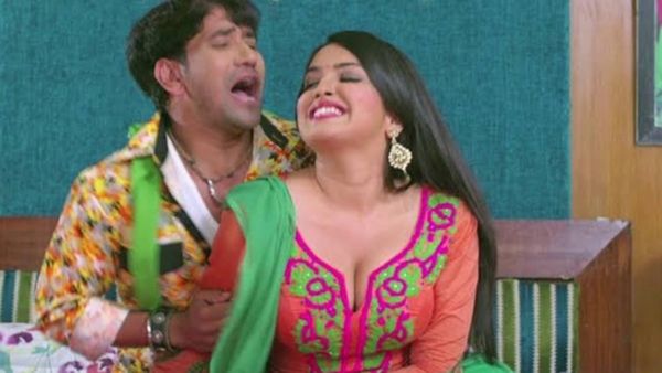 Bhojpuri Video: 'तू ता लाखों करोड़ों में एक...' जब निरहुआ पर उम्दा आम्रपाली दुबे को प्यार, देखें वीडियो