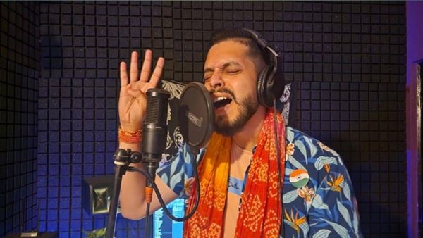 लोकसभा चुनाव 2024 के बीच इस बॉलीवुड सिंगर ने अपने गाने से मचाया बवाल, '400 पार' वीडियो हुआ वायरल