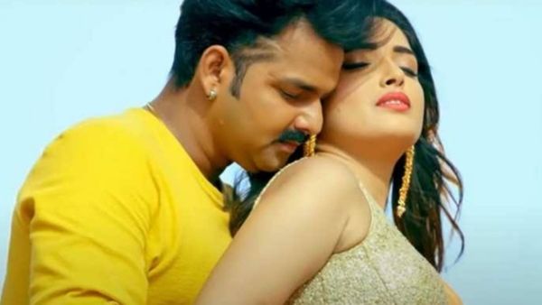 Bhojpuri Video: पवन सिंह ने आम्रपाली दुबे संग रात में लड़ाया इश्क़, एक्ट्रेस ने भरी आंहें...