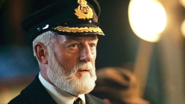 टाइटैनिक एक्टर Bernard Hill हिल का निधन, फिल्म में निभाया था कैप्टन का शानदार किरदार