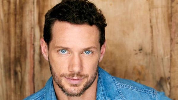 Johnny Wactor- हॉलीवुड एक्टर की गोली मारकर हत्या, इस वजह से संदिग्धों ने कर दिया हमला?