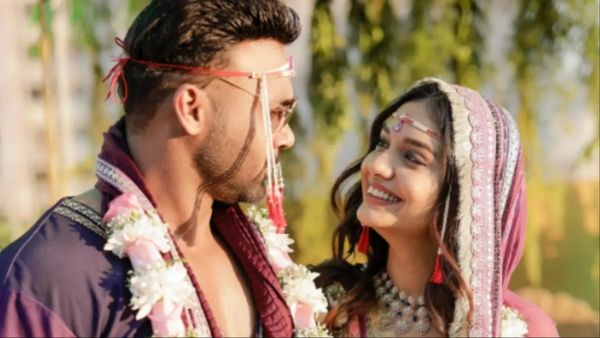शादी के तीन महीने बाद ही आई तलाक की नौबत? इस एक्ट्रेस ने सोशल मीडिया से मिटाए प्यार के सारे सबूत