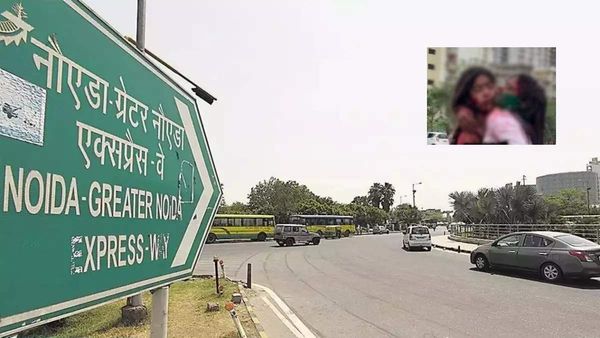 Viral Video- सड़क बनी सुहागरात की सेज, बेशर्म लड़कियों ने पार कर दी अश्लीलता की सारी हदें, अकेले में देखें...