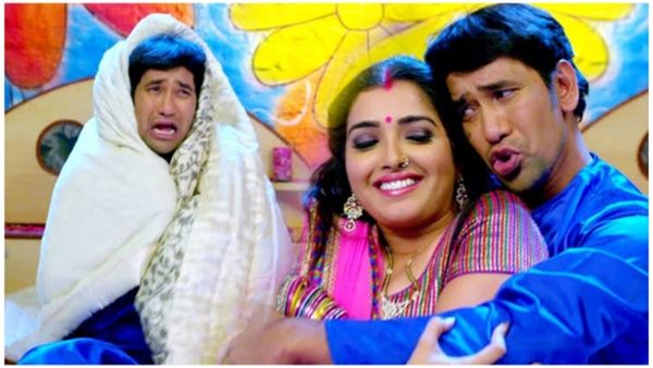 Bhojpuri Video: आम्रपाली दुबे और निरहुआ ने जब रजाई में किया पलंगतोड़ रोमांस, वीडियो ने मचाई खलबली