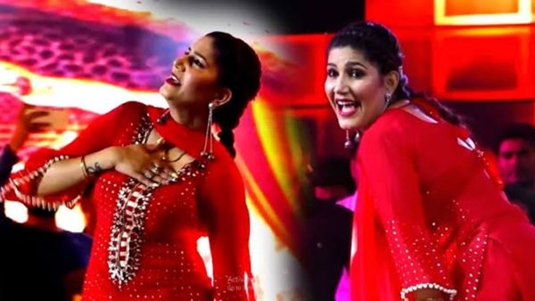 Haryanvi Song: सपना चौधरी के तड़कते-भड़कते डांस को देख मचला भीड़ का मन, वीडियो ने मचाया बवाल