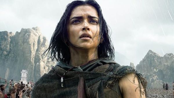 Deepika Padukone के दीवाने हुए फैंस, 'कल्कि 2898 AD’ में जबरदस्त परफॉर्मेंस देख हो रही है तारीफ!