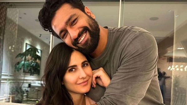 Katrina Kaif की प्रेग्नेंसी को लेकर ये क्या कह गए Vicky Kaushal, फैन्स भी बोले- अब बस गुड न्यूज का इंतजार है..
