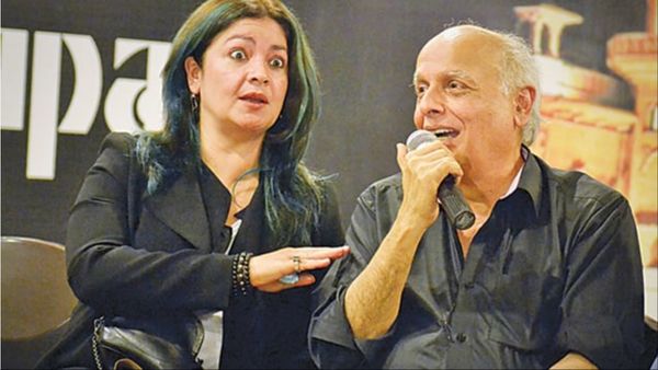 Pooja Bhatt ने अपनी ही बहन का करियर किया बर्बाद? इस एक्ट्रेस ने बताया- 'उन्होंने मुझे फिल्म से निकलवाया और...'
