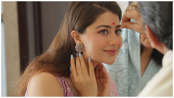 ईशी मां की लाडली रूही भल्ला ने दी गुड न्यूज़, तस्वीरें देख बधाईयां देते नहीं रुक रहे हैं फैंस