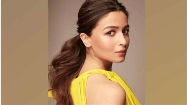 Alia Bhatt ने Kapil Sharma शो में किया था खुलासा, इस एक्टर को रोज देती हूं मसाज