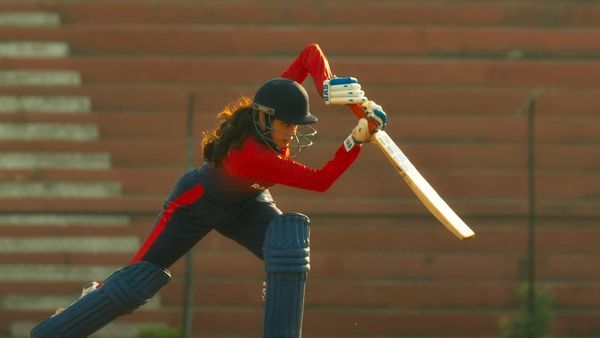 मिस्टर एंड मिसेज माही ने गाड़े सफलता के झंडे, जान्हवी कपूर ने फैंस को कहा शुक्रिया, बोल डाली ये बात?