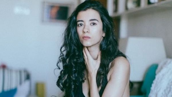 प्यार के चक्कर में काम मिलना हुआ बंद, अब छलका सबा आजाद का दर्द, ऋतिक रोशन की वजह से...