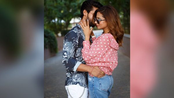 किसानों ने इस एक्ट्रेस के नाम पर लगा डाले 500 पेड़, नाम जानकर दंग रह जाएंगे आप!