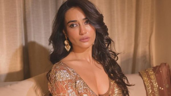 बार-बार शादी पोस्टपोन कर रही है ये एक्ट्रेस, वेन्यू कर लिया था फाइनल लेकिन फिर ऐन मौके पर सबकुछ कर दिया कैंसिल